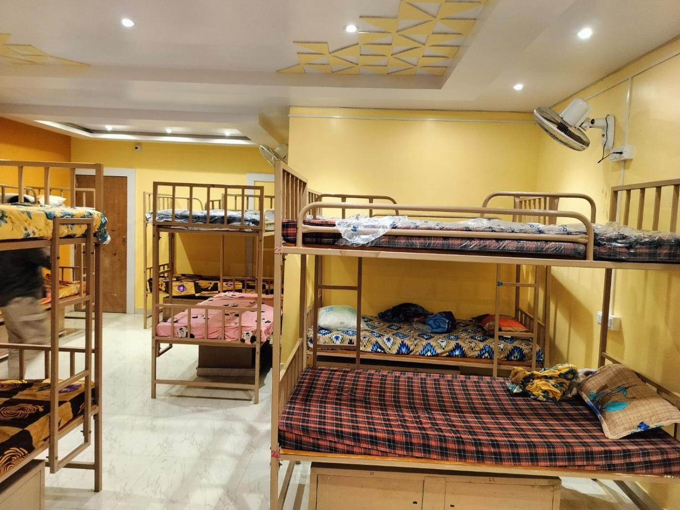 Sri Durga Jatri Nibasa Hostel Brahmapur Εξωτερικό φωτογραφία