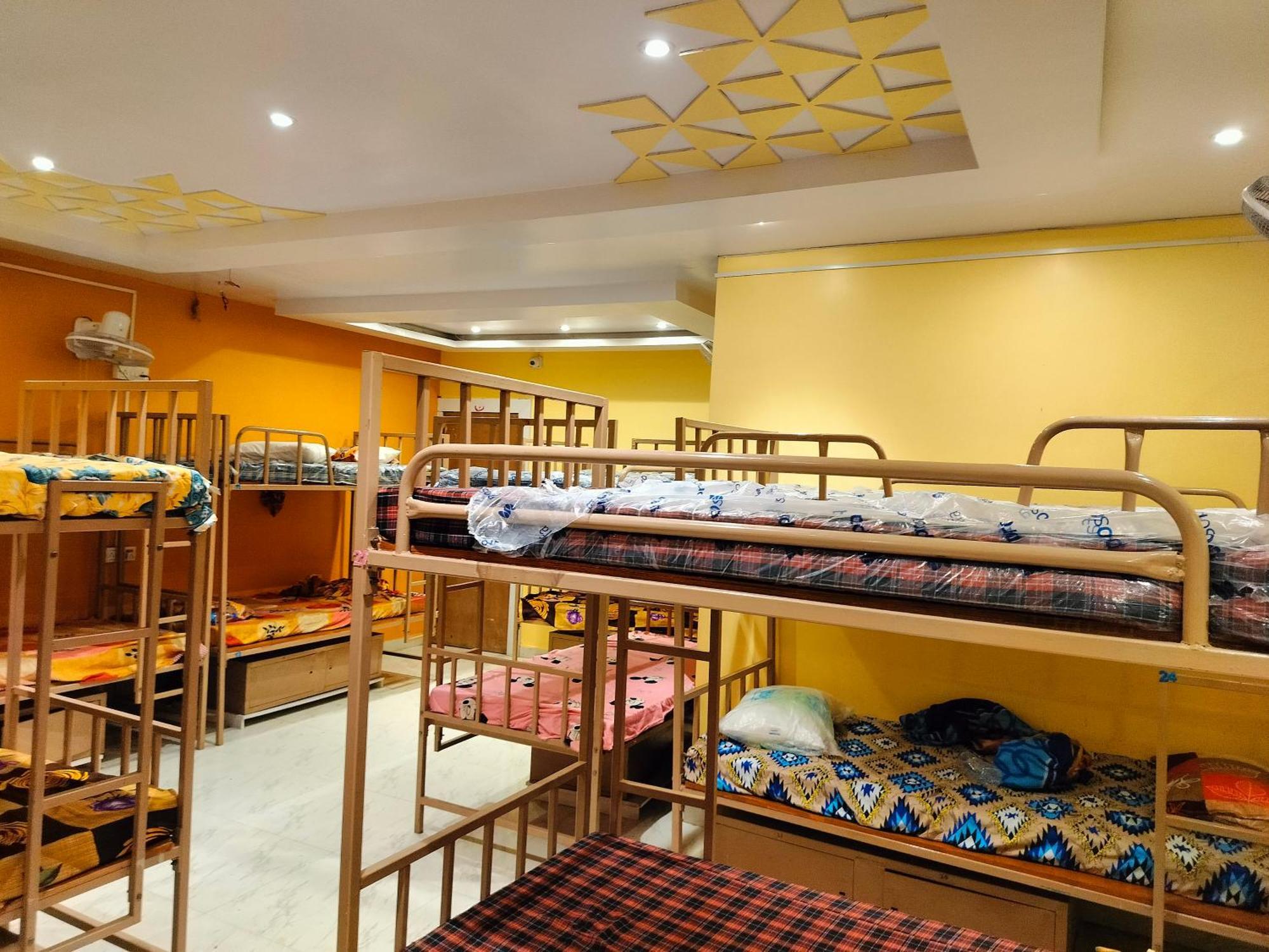 Sri Durga Jatri Nibasa Hostel Brahmapur Εξωτερικό φωτογραφία