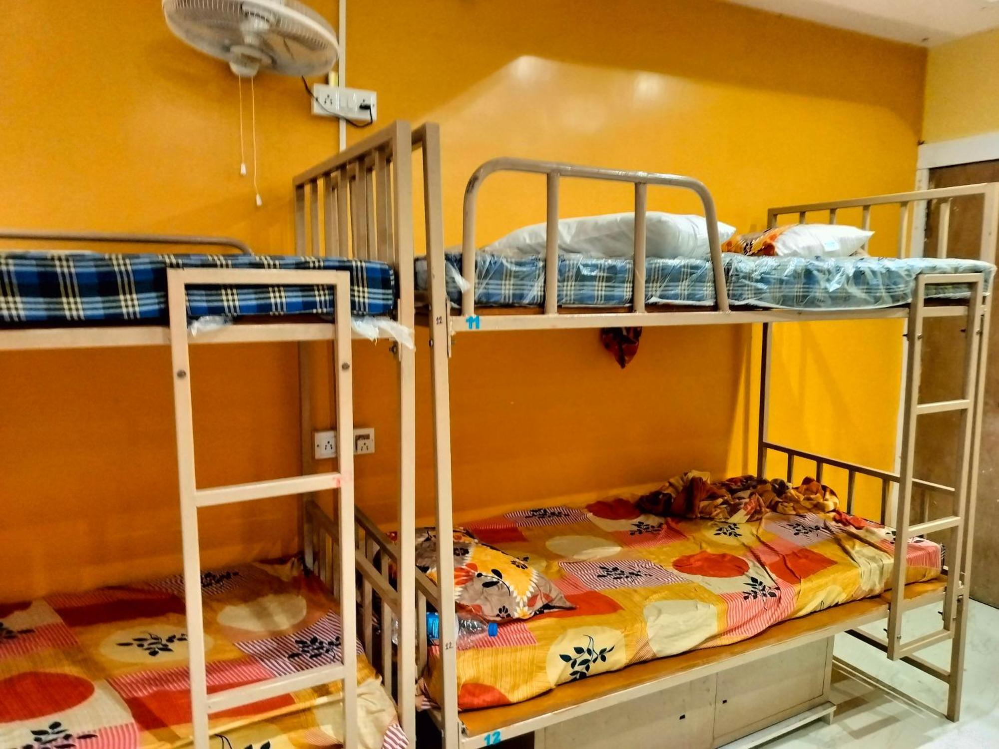 Sri Durga Jatri Nibasa Hostel Brahmapur Εξωτερικό φωτογραφία