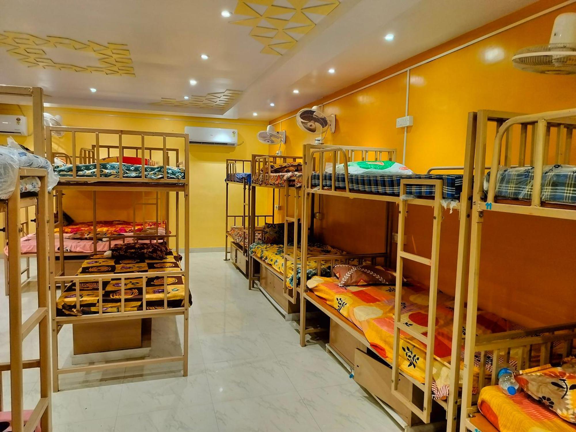 Sri Durga Jatri Nibasa Hostel Brahmapur Εξωτερικό φωτογραφία