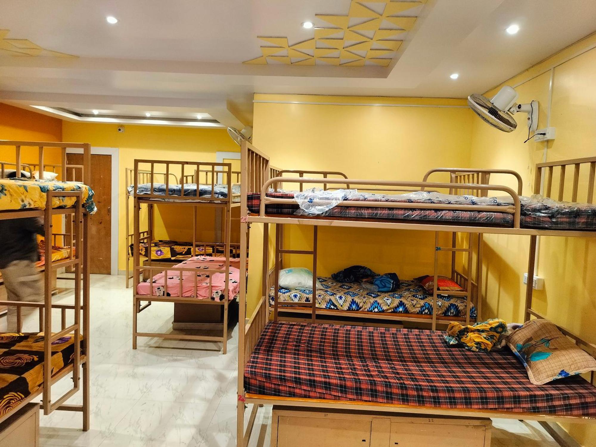 Sri Durga Jatri Nibasa Hostel Brahmapur Εξωτερικό φωτογραφία